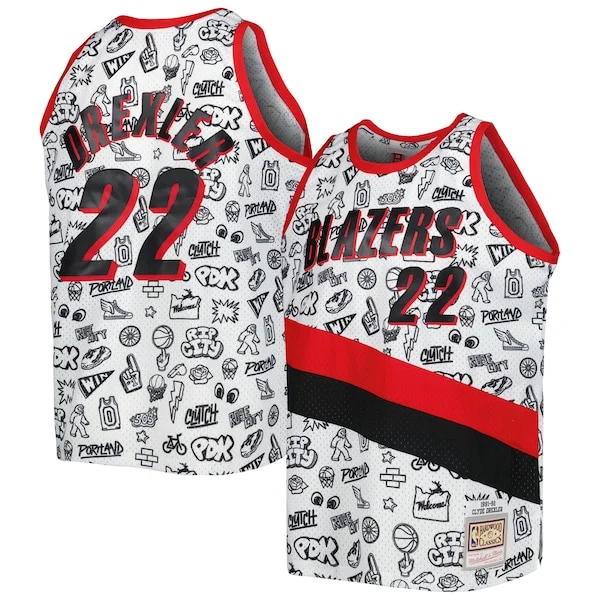 Trendy Resistente Clyde Drexler Portland Trail Blazers 1991/92 Hardwood Classics Doodle Swingman Player Jersey White per gli appassionati
