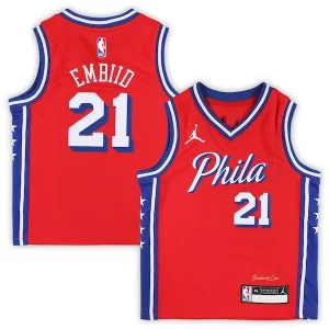 Fantastico Robusto Classico Joel Embiid Philadelphia 76ers Jordan Brand Preschool 2022/23 Replica Jersey Statement Edition Red per gli appassionati
