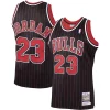 Robusto Lussuoso Sofisticato Michael Jordan Chicago Bulls 1995/96 Hardwood Classics Authentic Jersey Black/Scarlet/White per gli appassionati