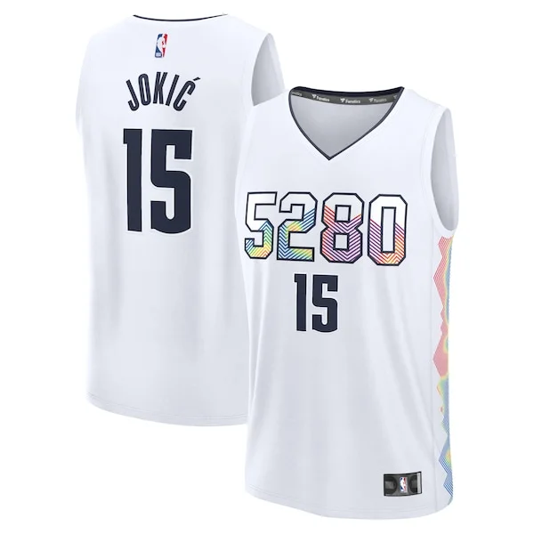 Versatile Moderno Stupendo Nikola Jokic Denver Nuggets Youth 2024/25 Fast Break Player Jersey City Edition White per gli appassionati