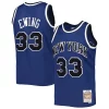 Moderno Patrick Ewing New York Knicks 1997/98 Hardwood Classics Off Court Swingman Jersey Blue per gli appassionati