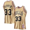 Lussuoso Scottie Pippen Chicago Bulls 75th Anniversary 1997/98 Hardwood Classics Swingman Jersey Gold per gli appassionati