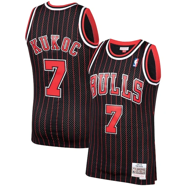 Fascinante Ottimo Toni Kukoc Chicago Bulls 1995/96 Hardwood Classics Swingman Jersey Black per gli appassionati